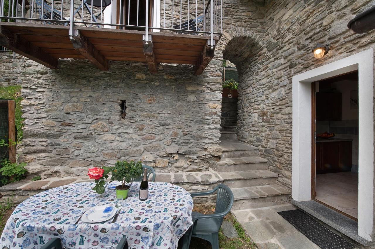 Appartamentino Su 2 Livelli Dosso del Liro Εξωτερικό φωτογραφία